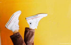 can i put leather converse in the washing machine